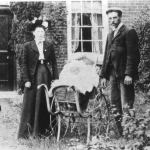 William Moody Munks, Mary Ann, Arthur at Firs Farm 1901