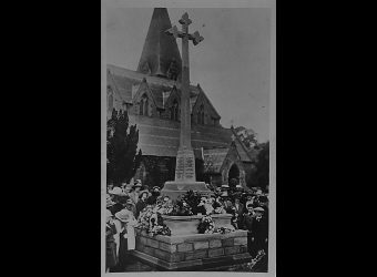 Unveiling of the War Memorial September 1922