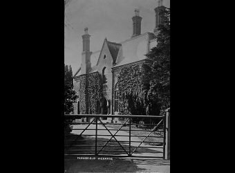 Farnsfield Vicarage 1906 New at the time, it has since been replaced and is a private home